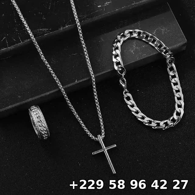 ENSEMBLE DE COLLIER,BAGUE ET BRACELLET