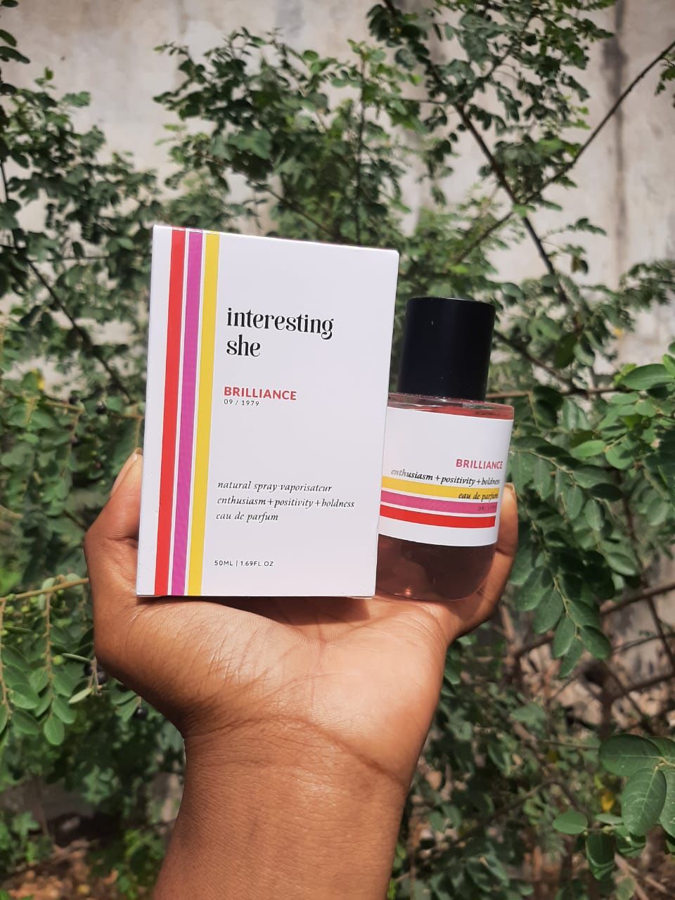 Parfum interessing she