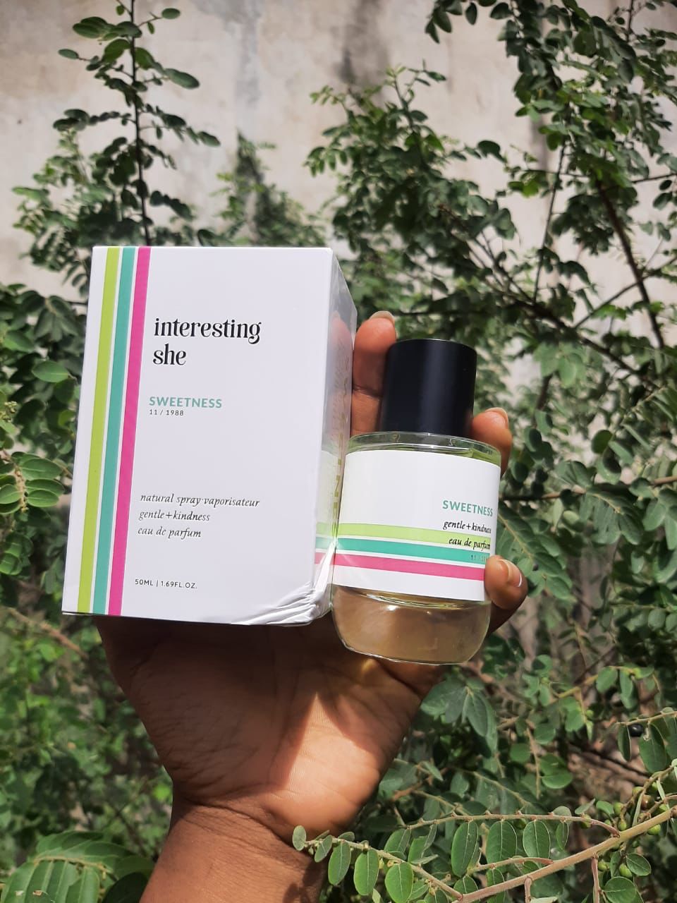 Parfum interessing she