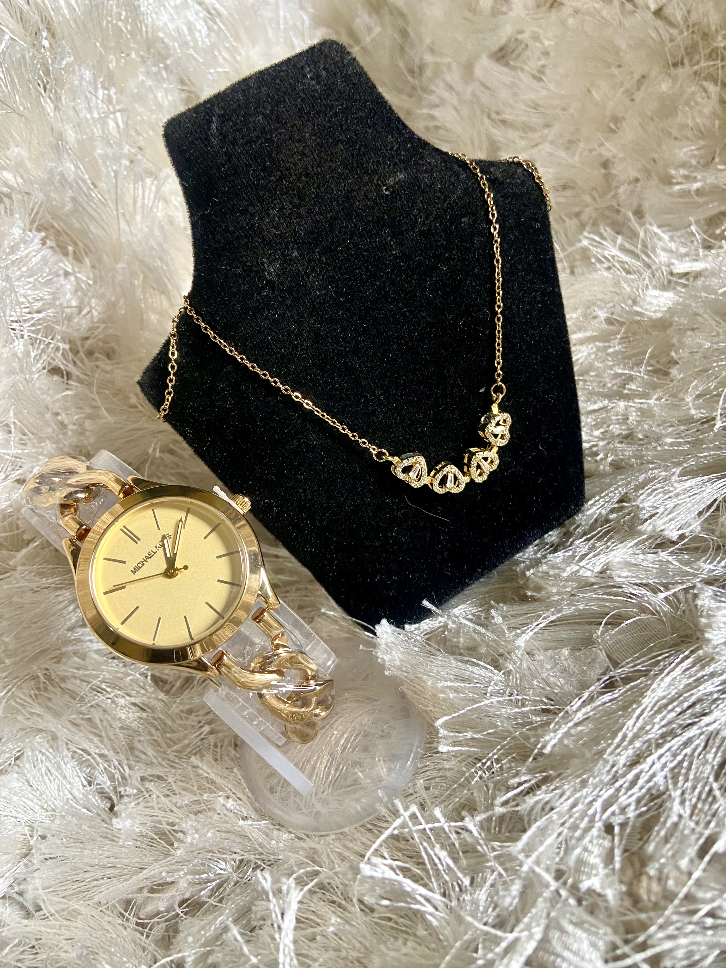 Ensemble montre et collier Dame