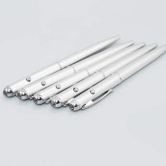 Stylo à encre invisible